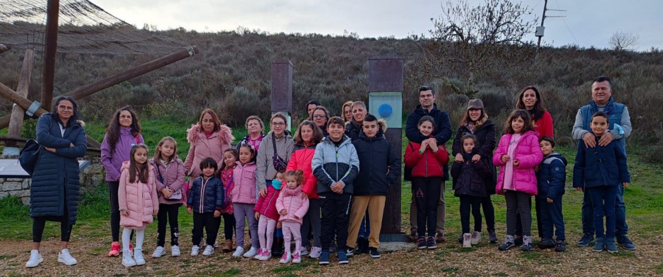 Escolares del CRA Campo de Argañán se divierten en Siega Verde